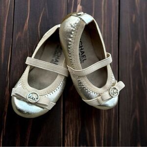 Michael Kors Girls Gold Little Ballet Flats Size 6